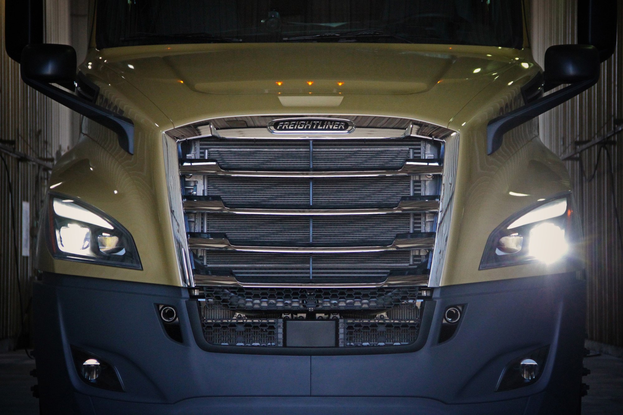 2020 Freightliner Cascadia with Detroit Assurance 5.0 Truck Tour